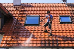 Nettoyage toiture à Bourgoin-Jallieu